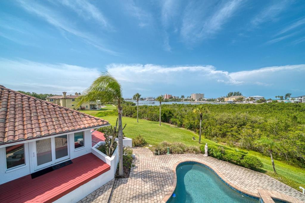 INDIAN ROCKS - Residential