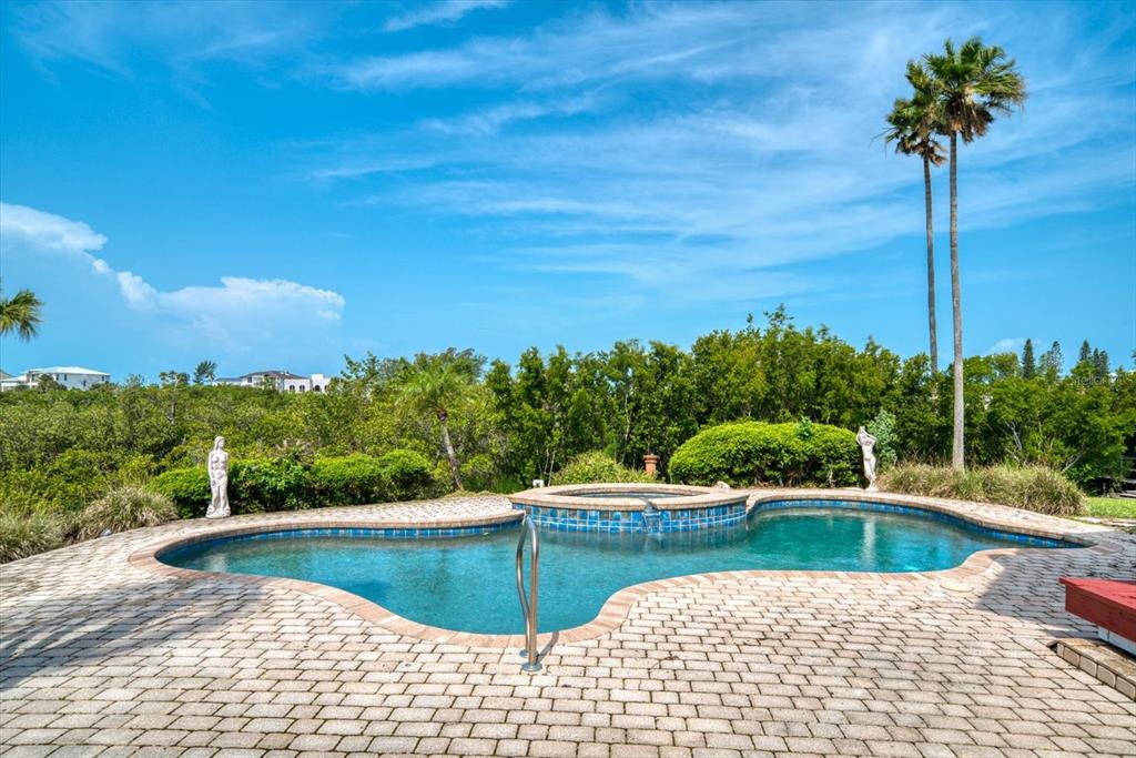 INDIAN ROCKS - Residential