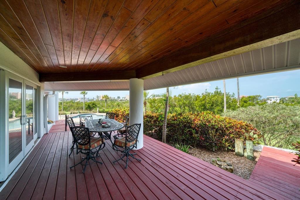 INDIAN ROCKS - Residential