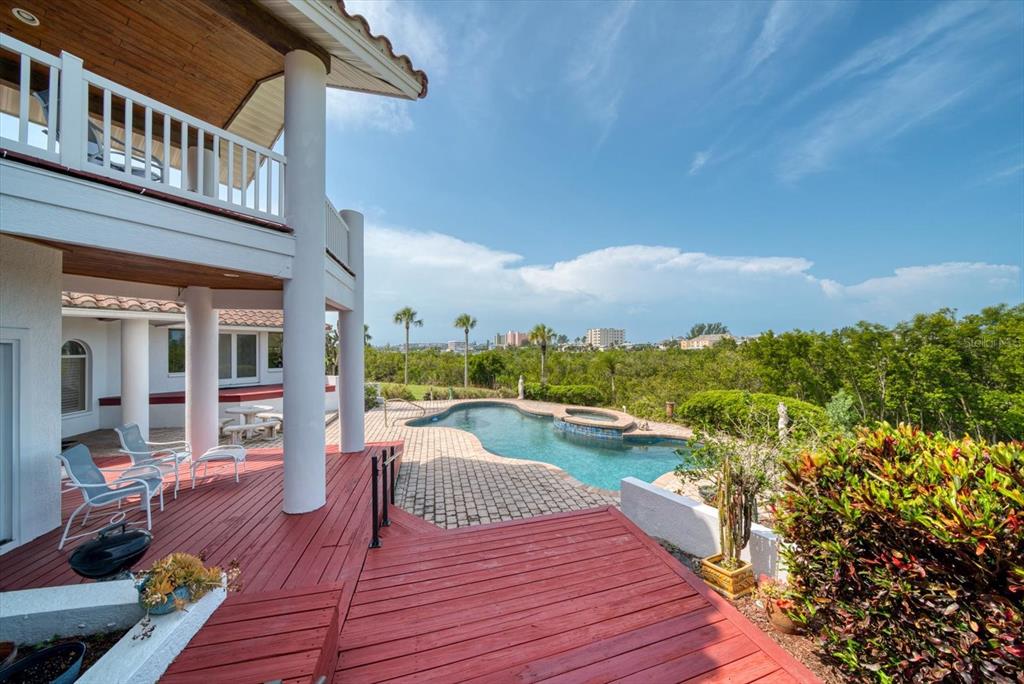 INDIAN ROCKS - Residential