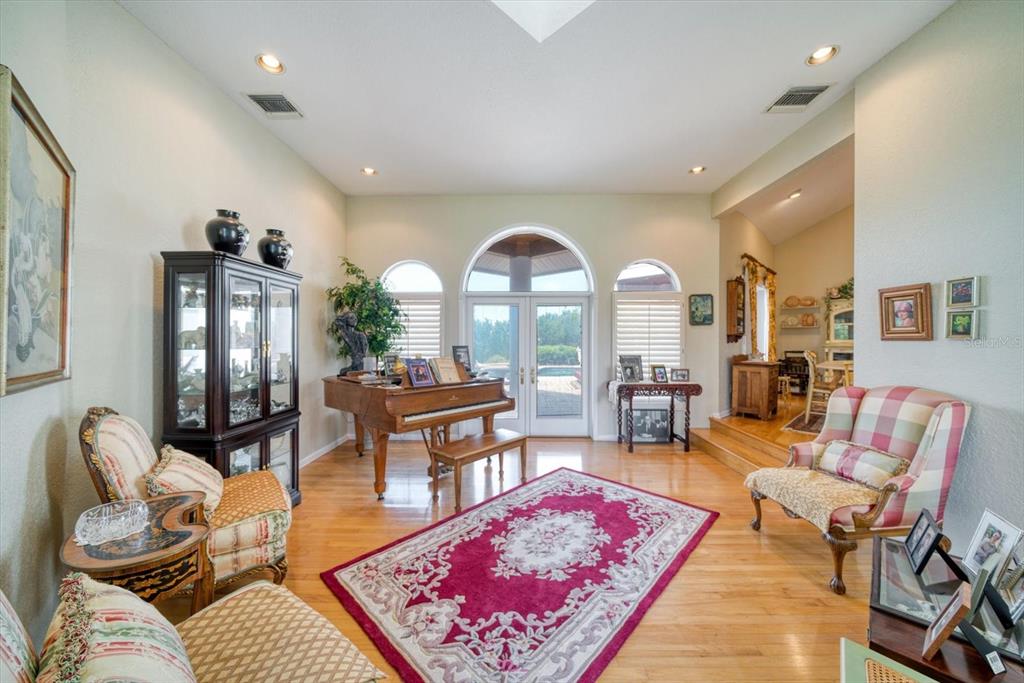 INDIAN ROCKS - Residential