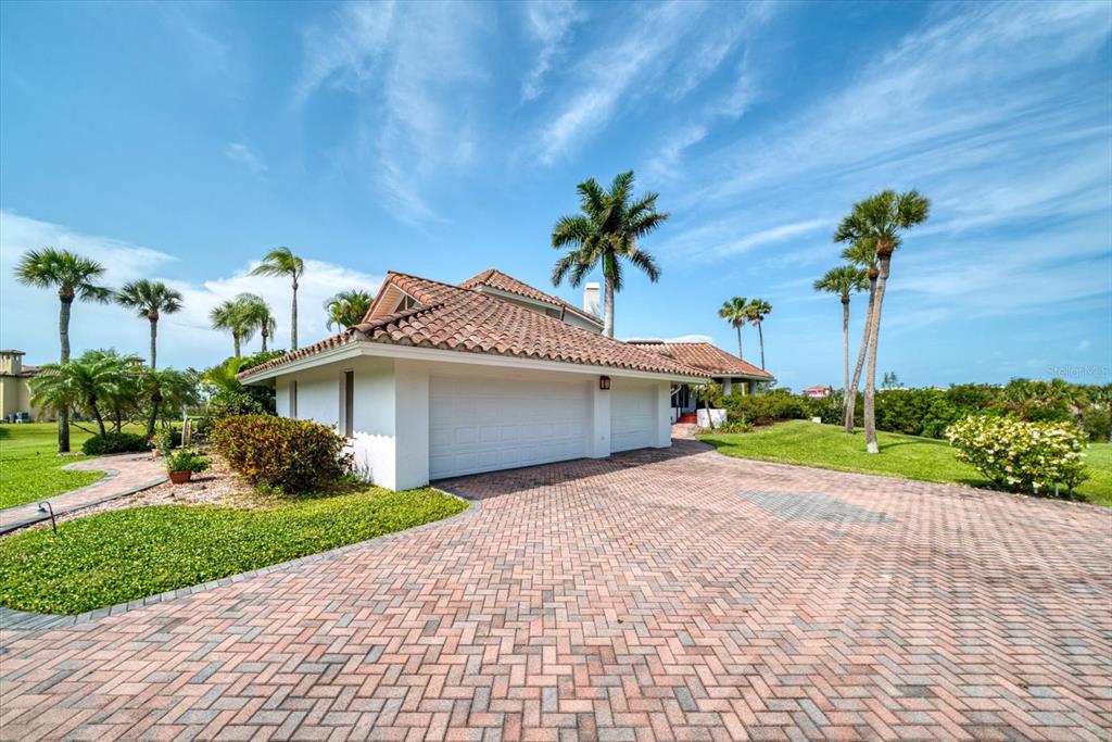 INDIAN ROCKS - Residential