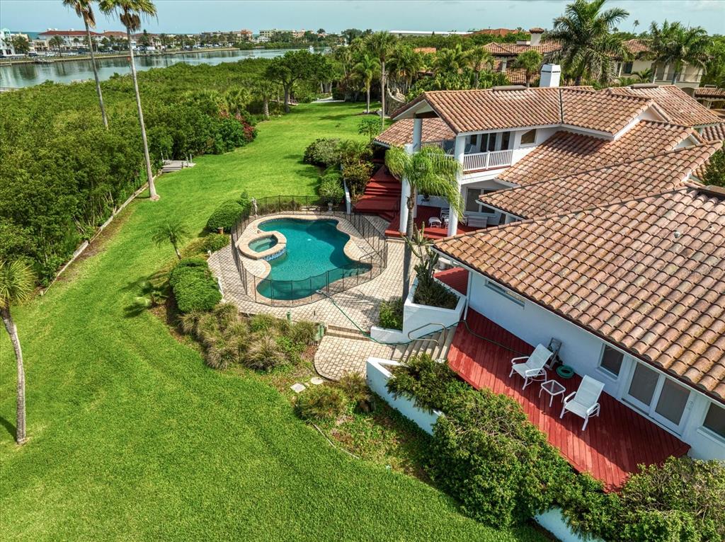 INDIAN ROCKS - Residential