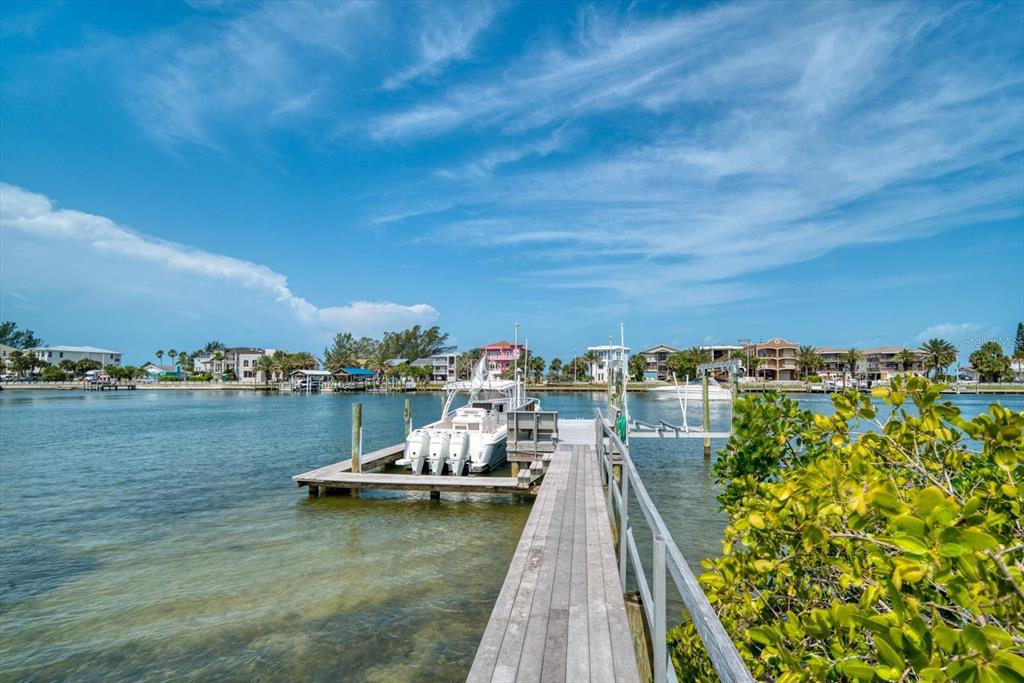 INDIAN ROCKS - Residential