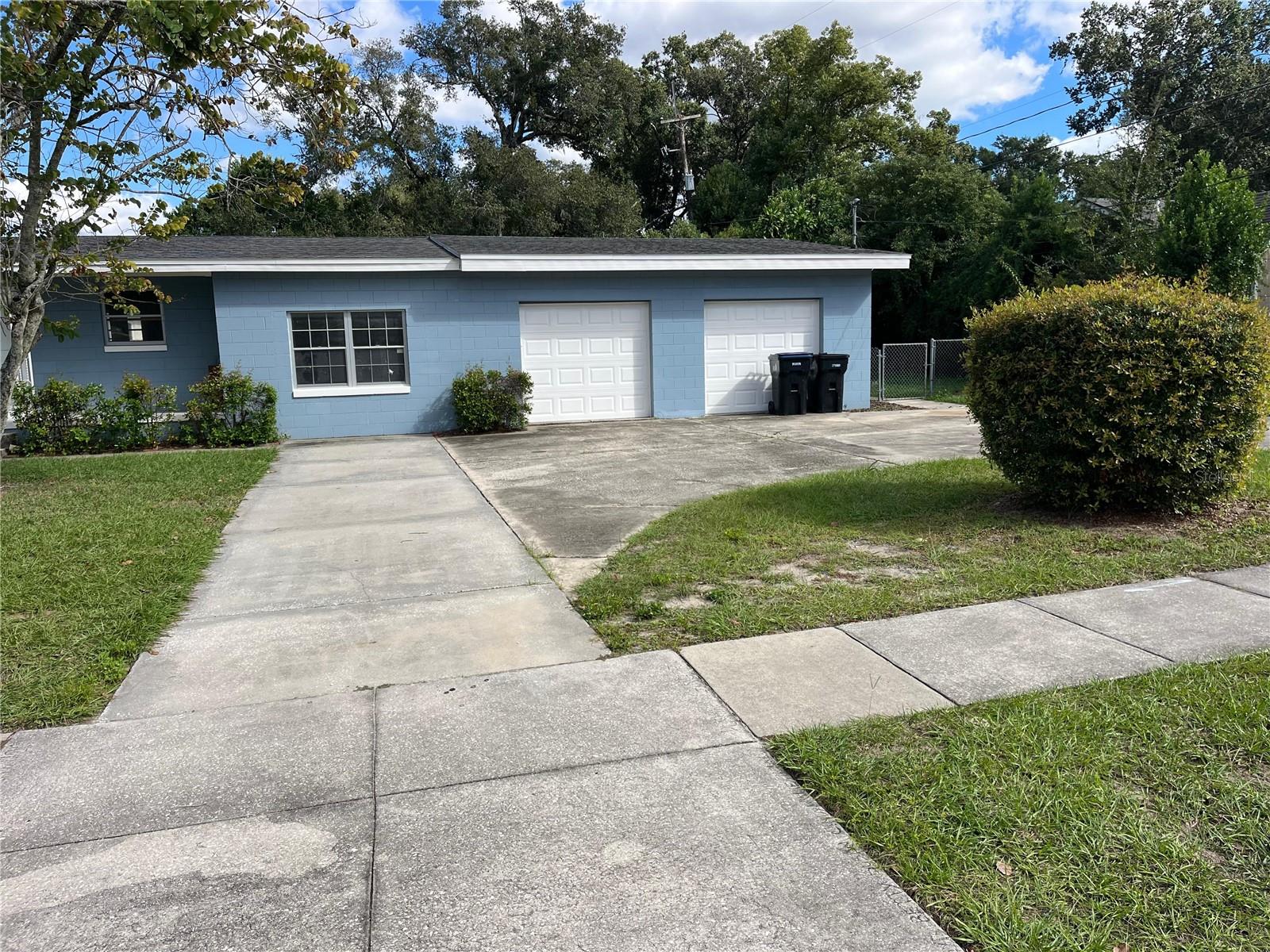 CAROL COURT - Residential