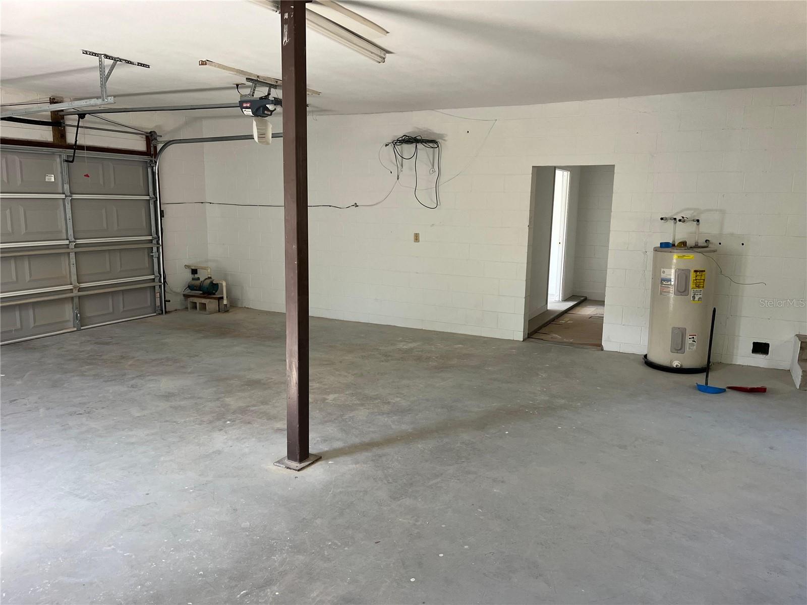 CAROL COURT - Residential