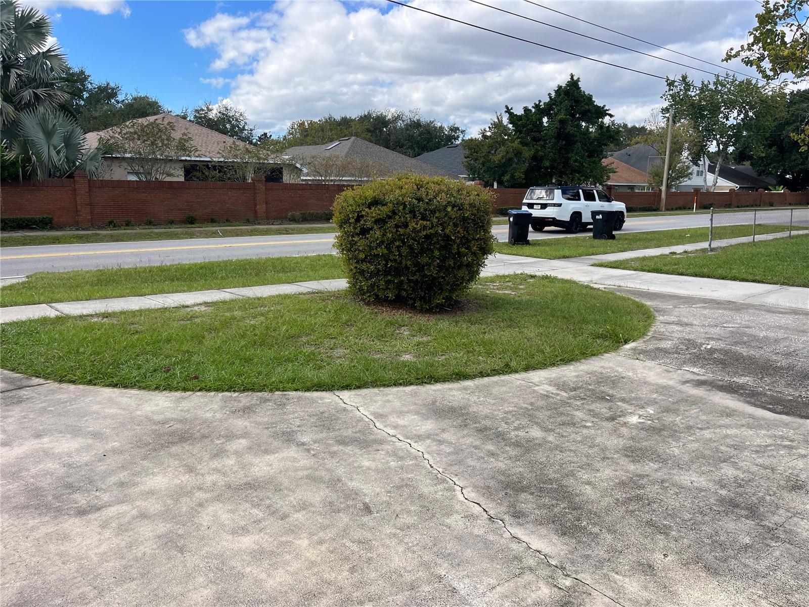 CAROL COURT - Residential