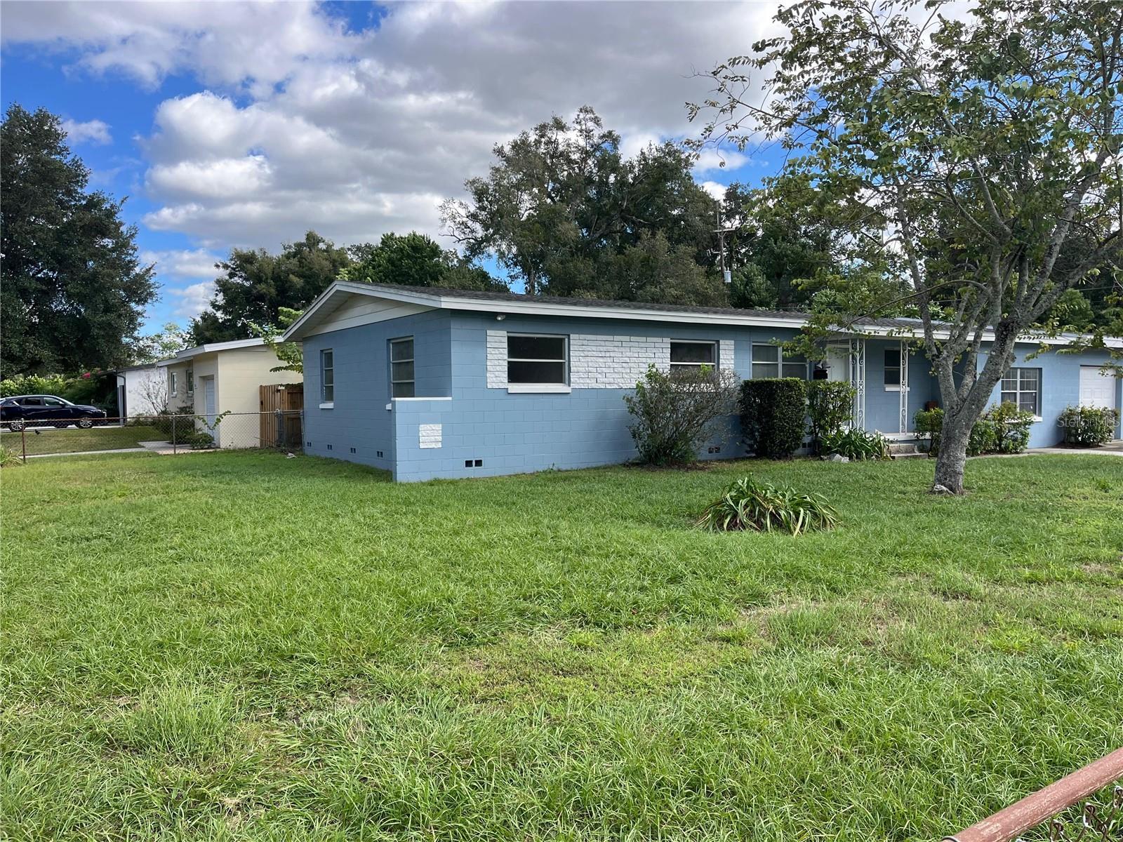 CAROL COURT - Residential