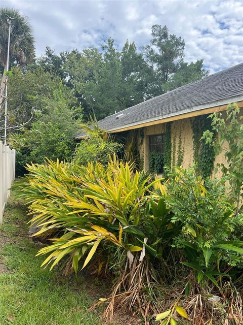 A home in PORT ORANGE