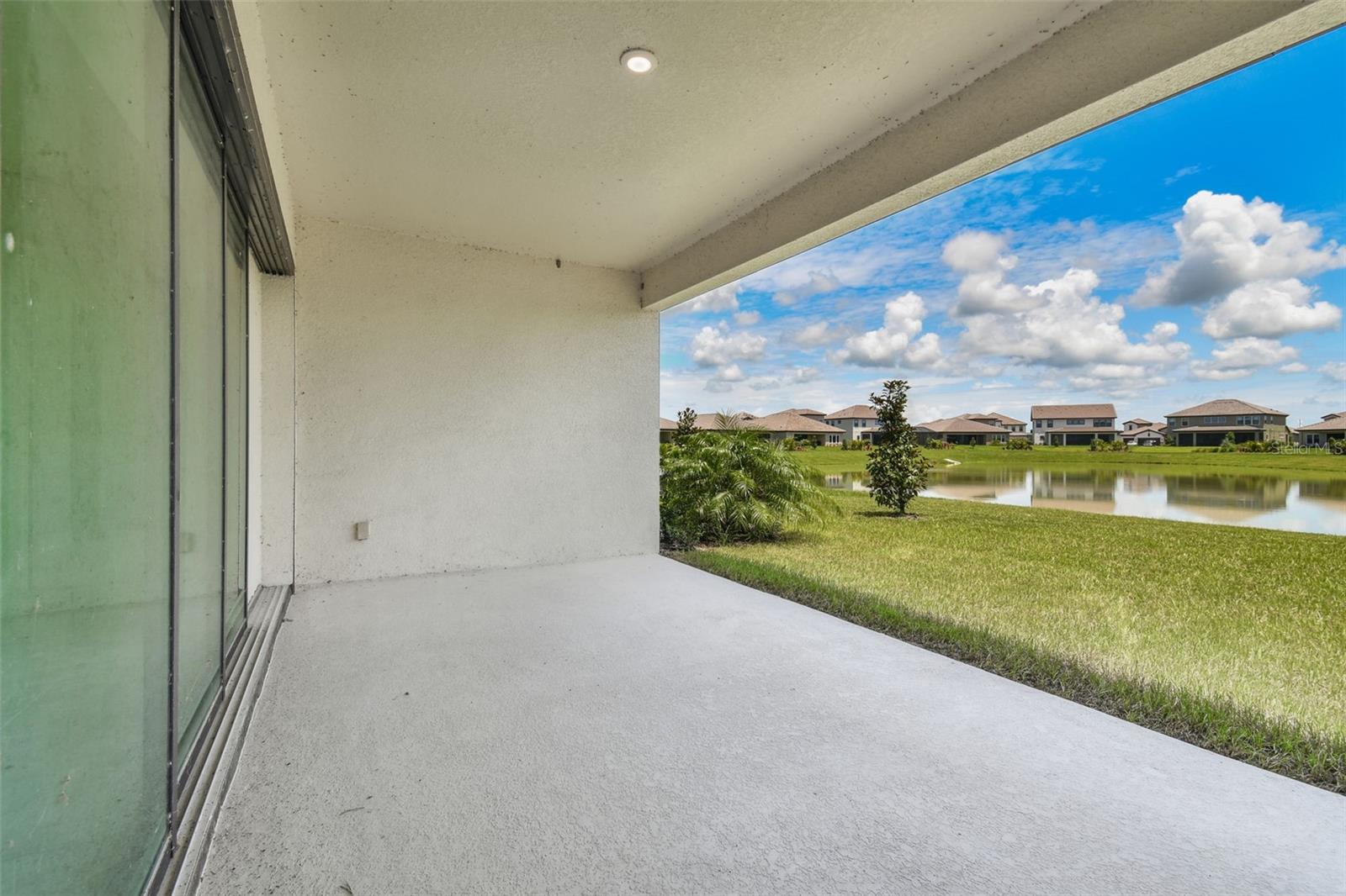 MIRADA - Residential Lease