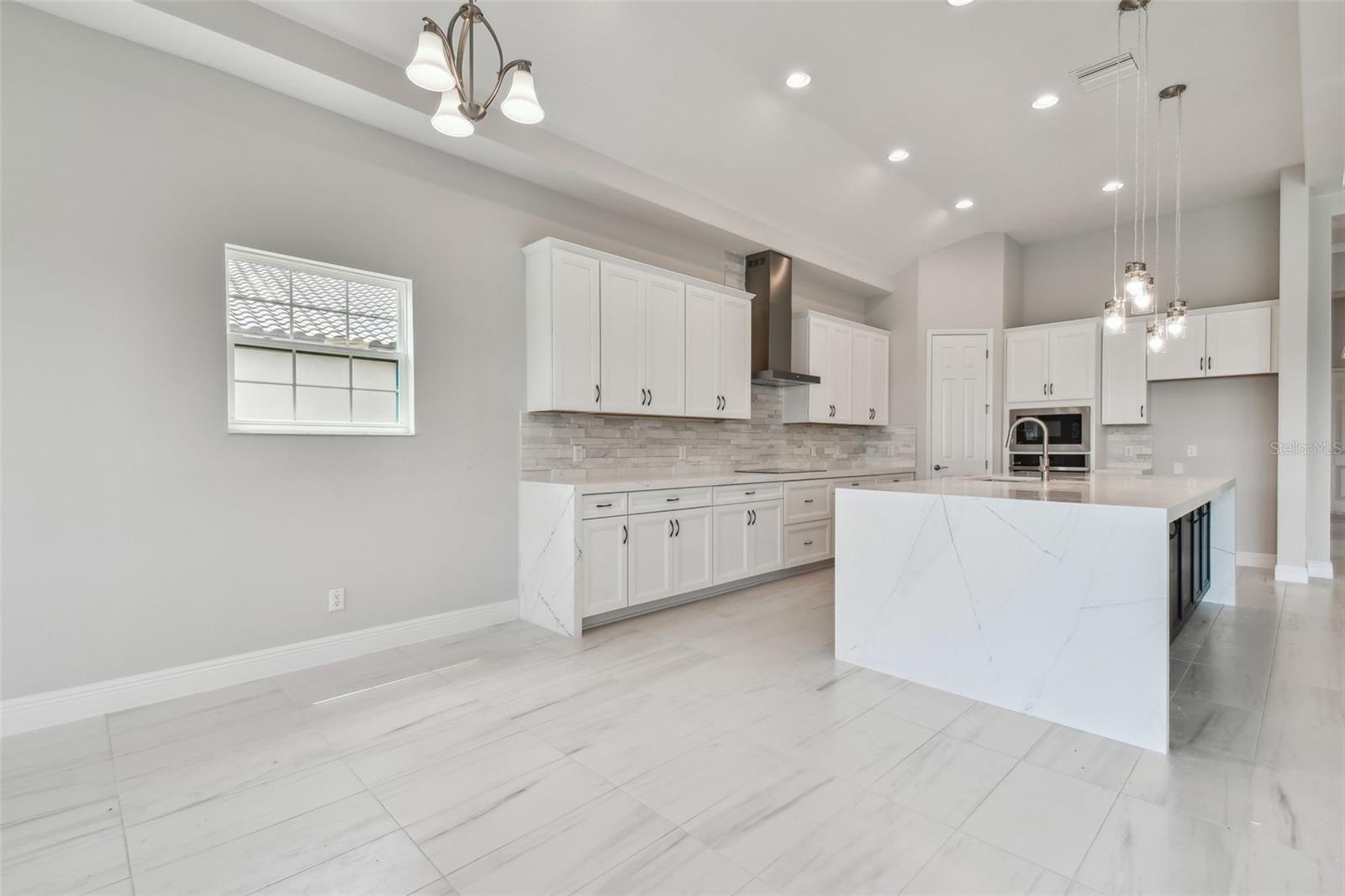 MIRADA - Residential Lease