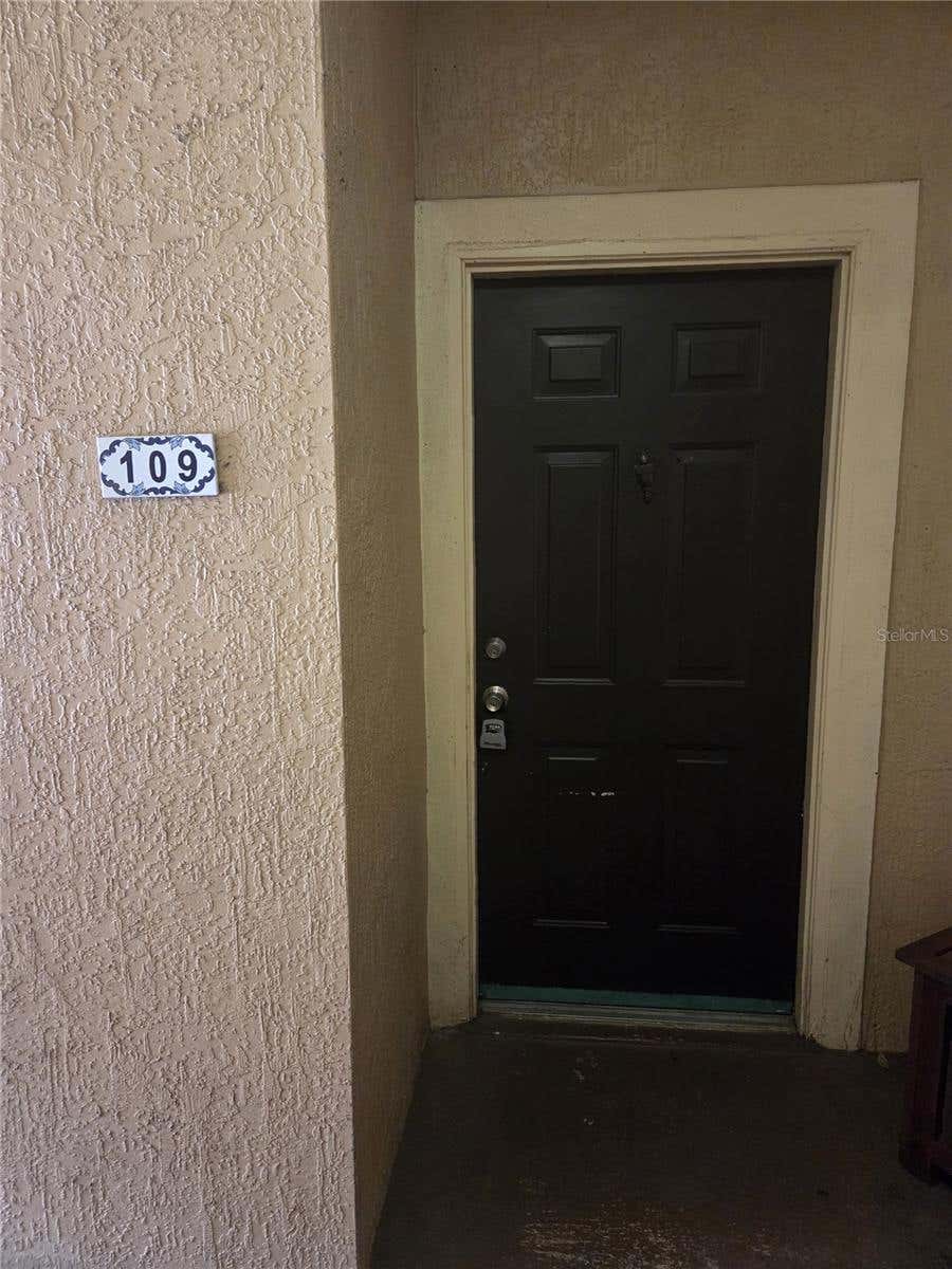 Photo of 5536 Metrowest Boulevard #8-109, Orlando, FL 32811 (MLS # S5153023)