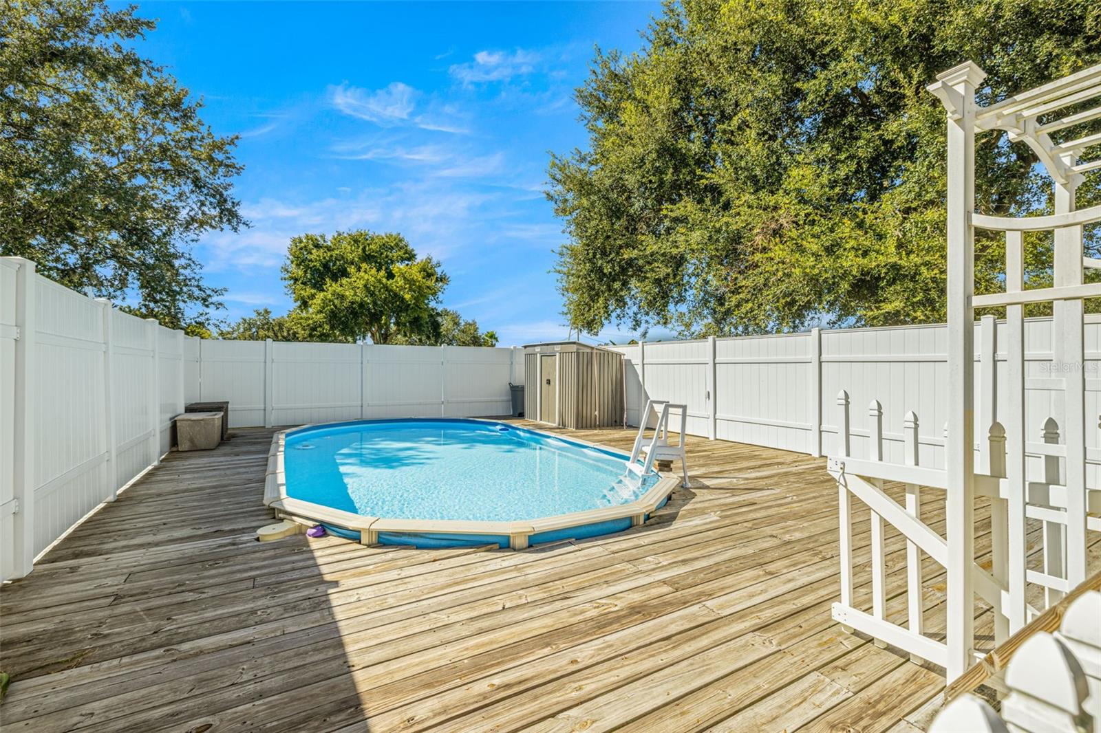 APACHE TRACE - Residential