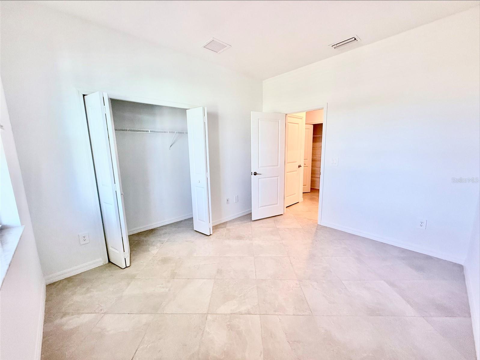 ANTIGUA/WELLEN PARK - Residential Lease