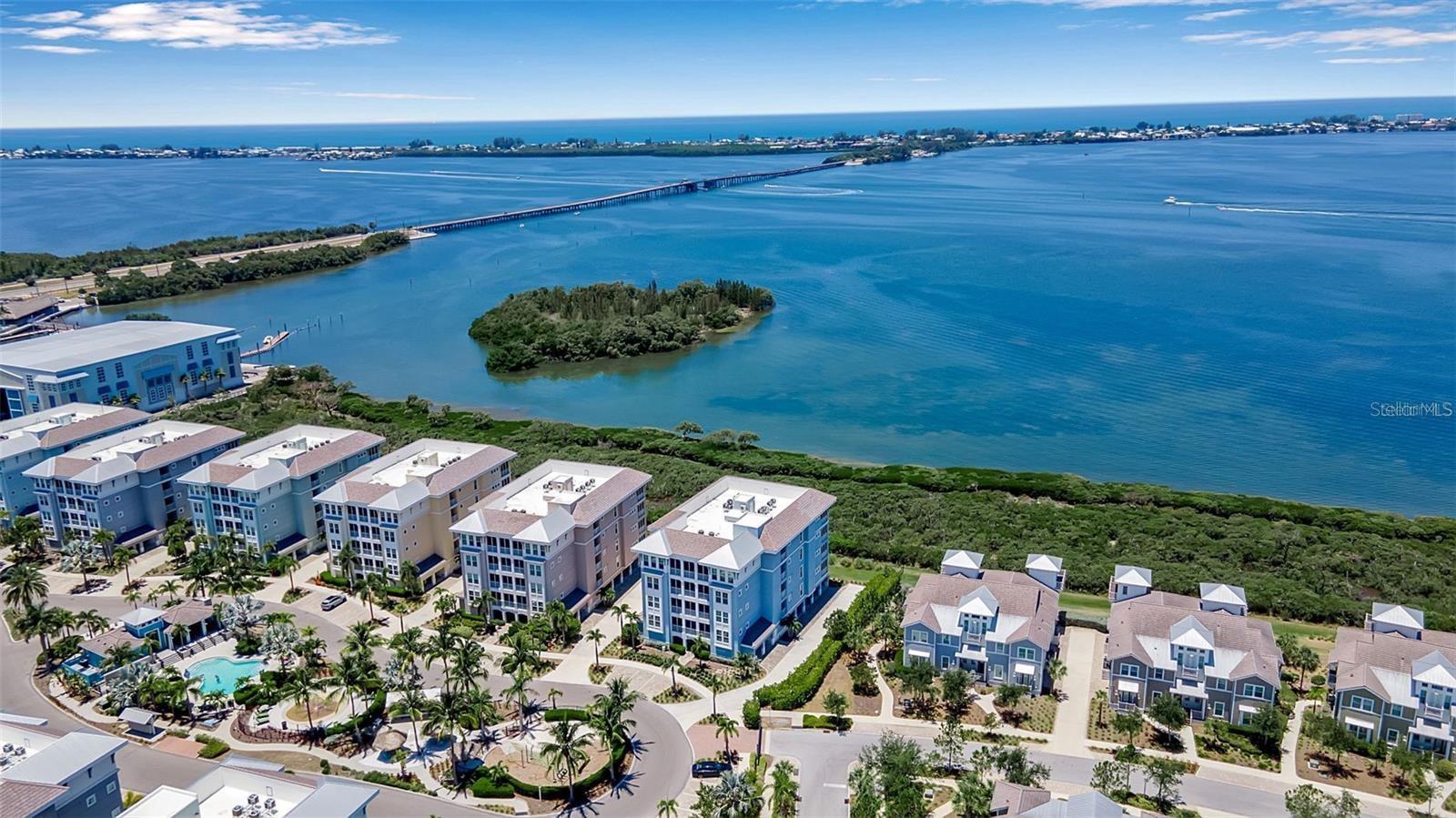 MARINA WALK ON HARBOUR ISLE - Residential