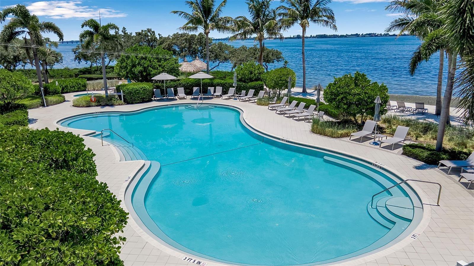 MARINA WALK ON HARBOUR ISLE - Residential