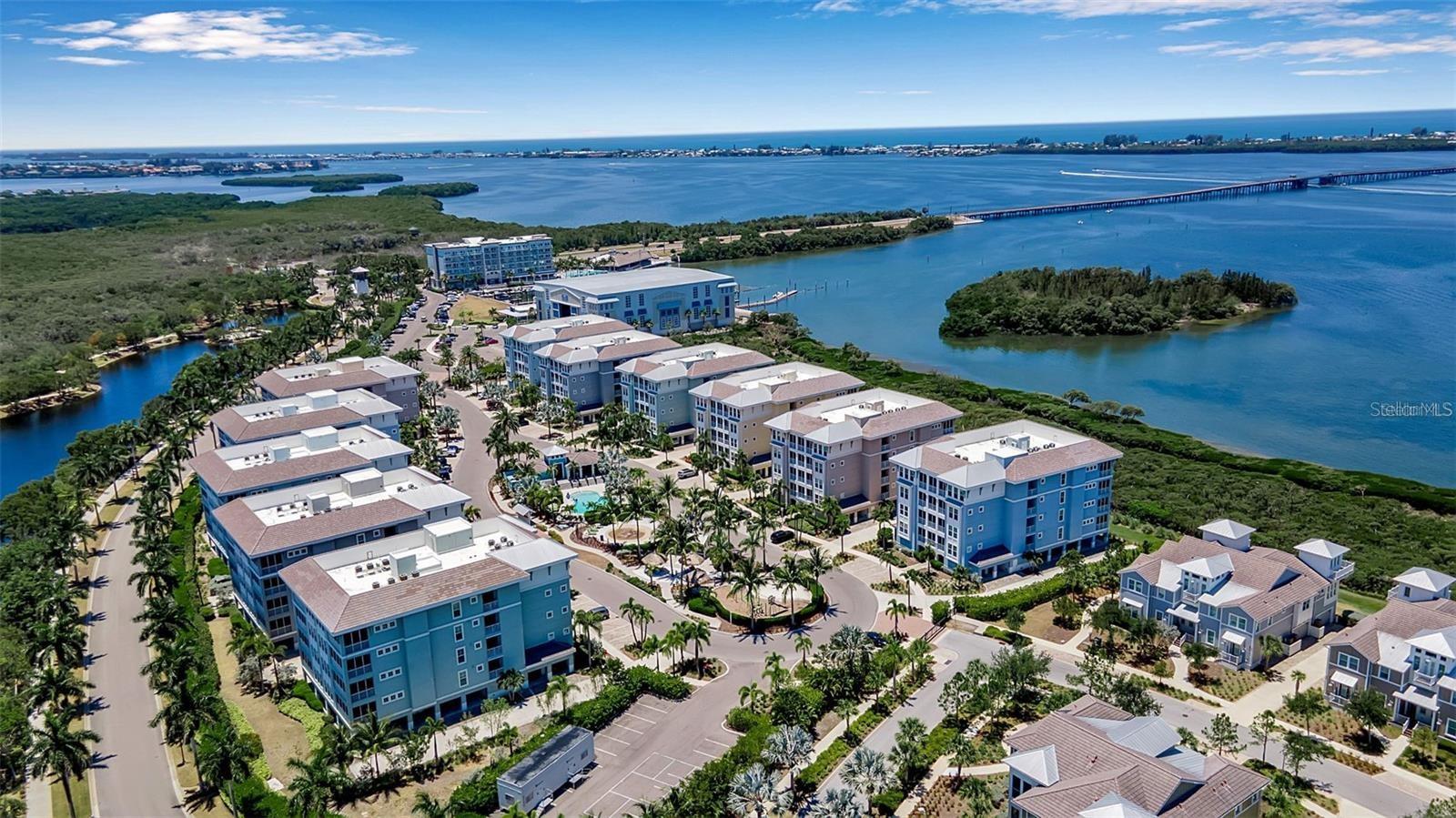 MARINA WALK ON HARBOUR ISLE - Residential