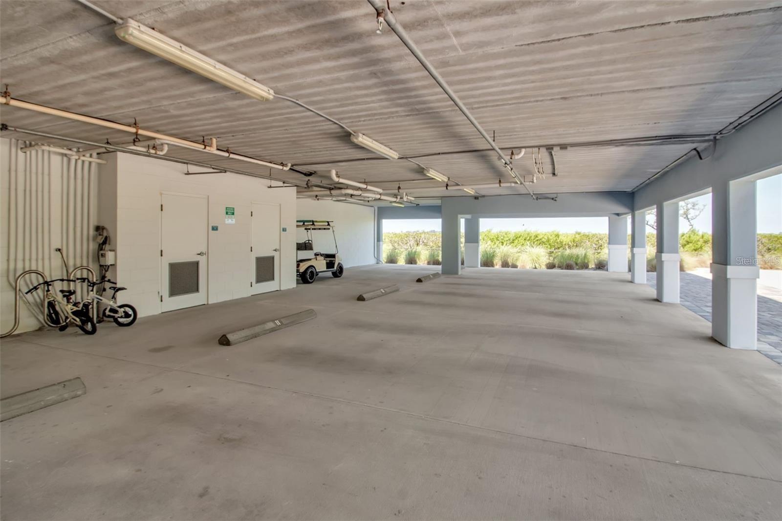 MARINA WALK ON HARBOUR ISLE - Residential