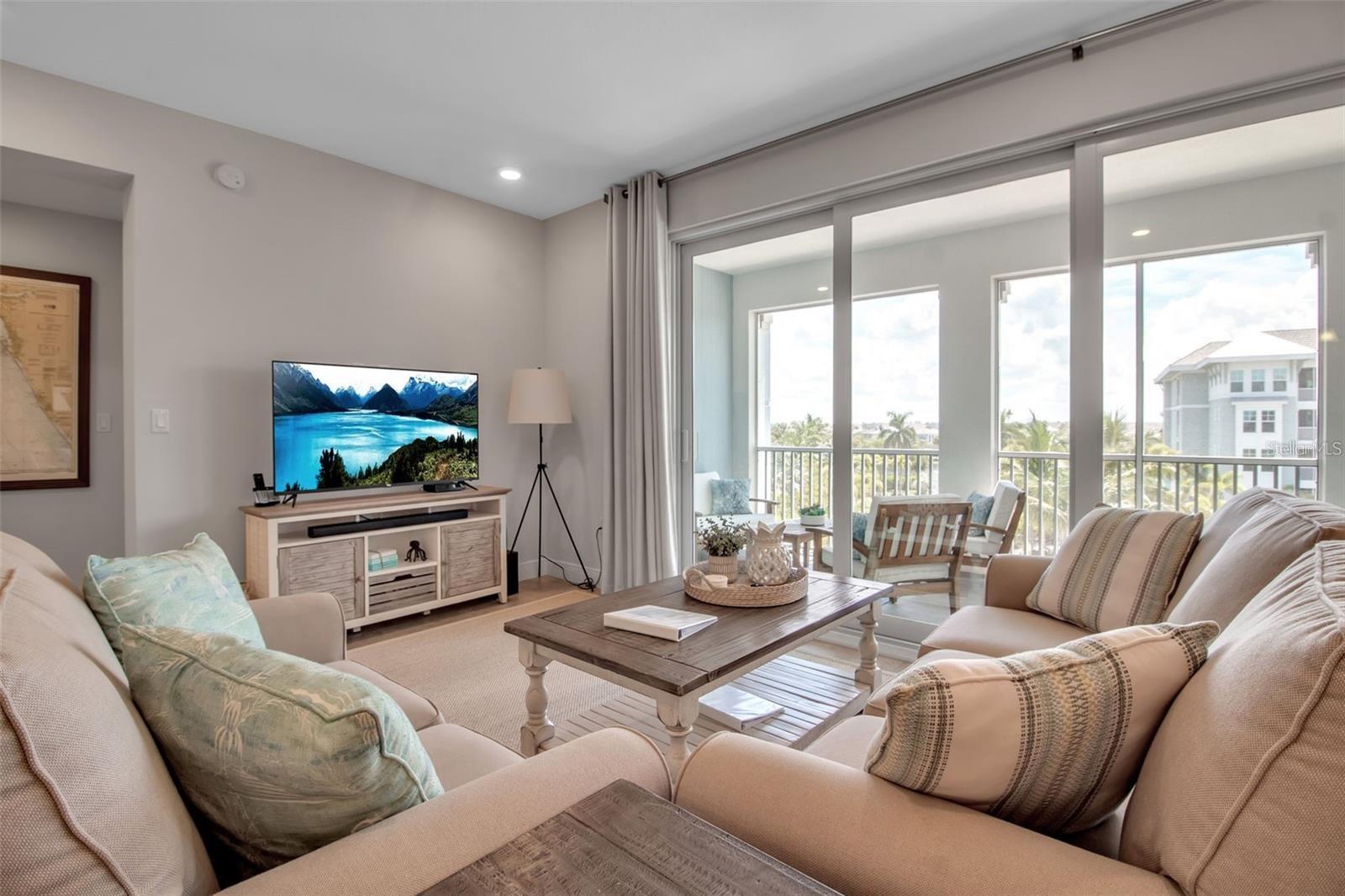 MARINA WALK ON HARBOUR ISLE - Residential