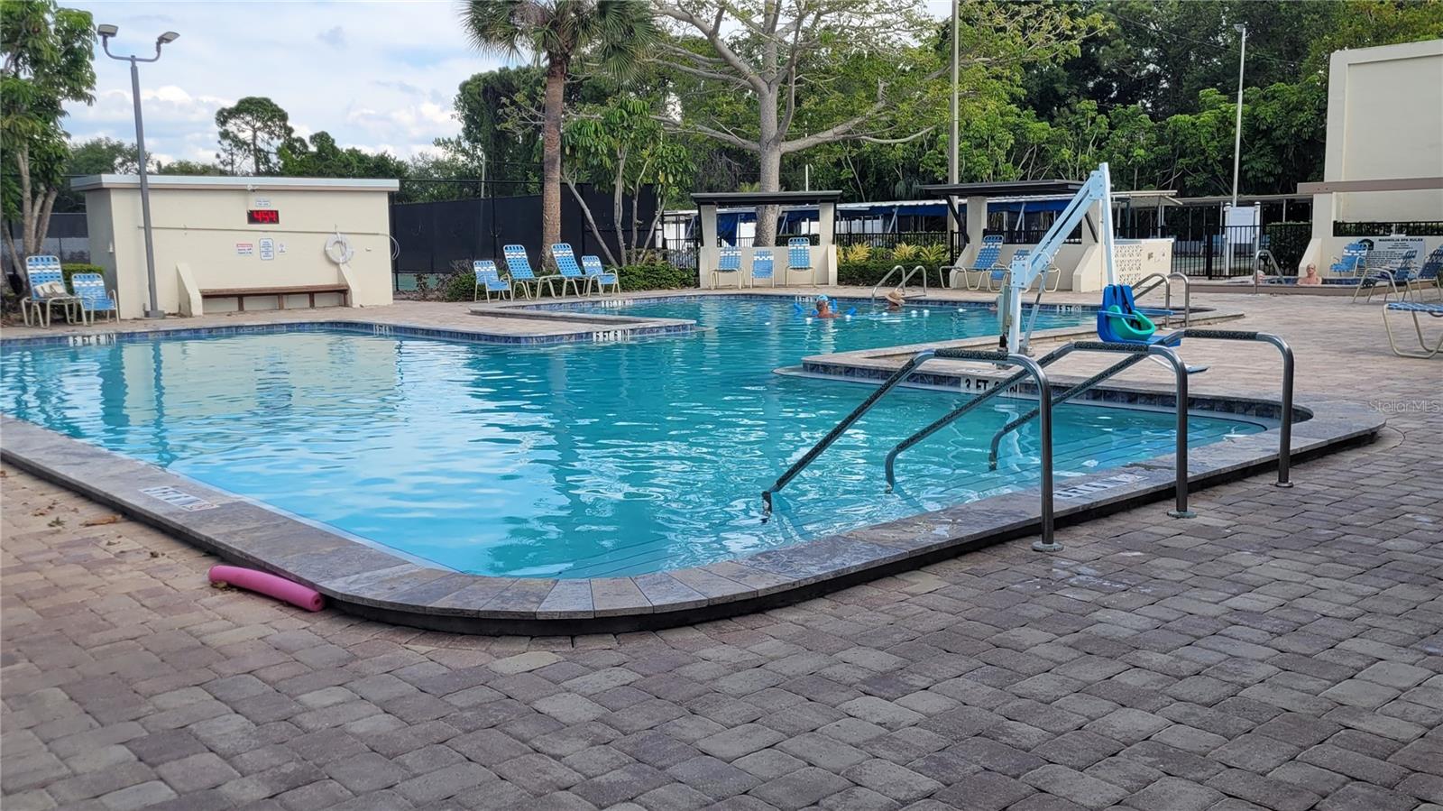 FIVE TOWNS OF ST PETE - Residential