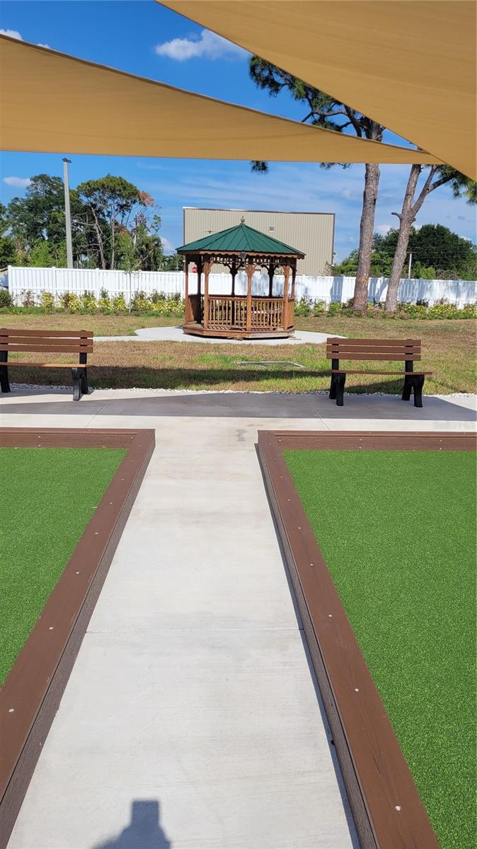 FIVE TOWNS OF ST PETE - Residential