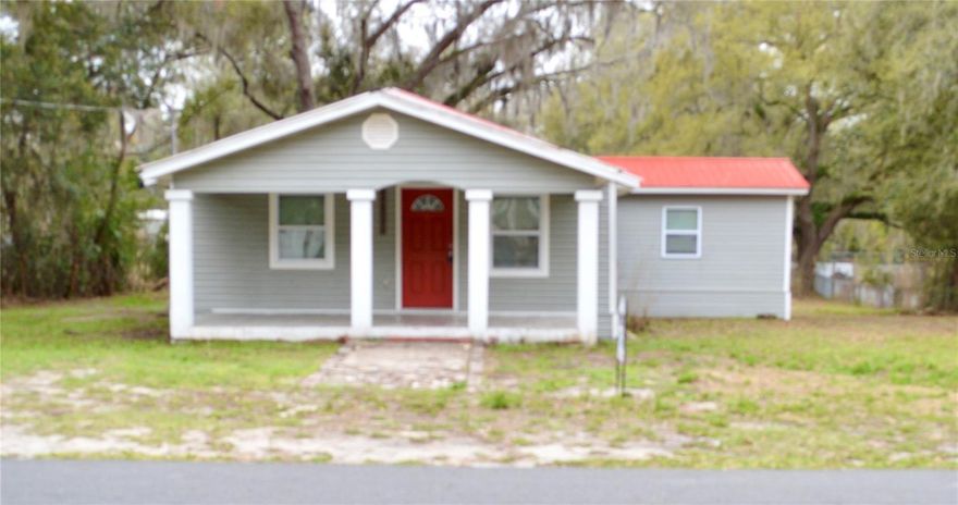 This 1,152 sqft Home is Packed with potential!! Welcome home to this cozy three-bedroom, two-bath property situated on nearly an acre with no HOA or CDD!

The spacious living room creates the perfect space for entertaining guests, with a charming kitchen. The dining area futures double doors that- Opens up to a large patio and generous backyard, there's plenty of room to design your own private oasis ideal for hosting barbecues with friends and family or storing your boat or RV. 

Property is perfect for homeowners or rental investment, tranquil rural setting. while conveniently located minutes from downtown Leesburg.  Please call to set up a showing today. Bring all offers!!