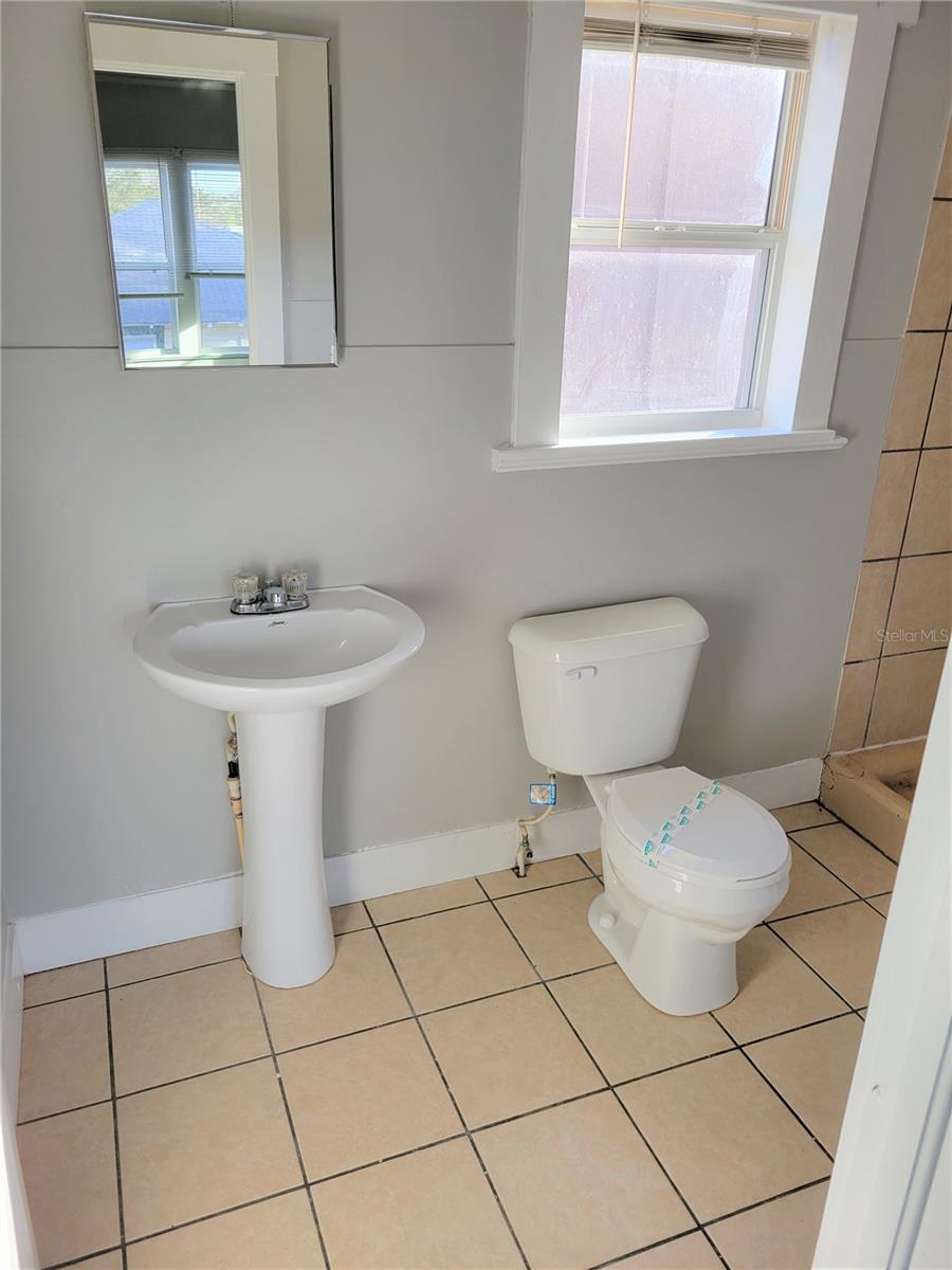 HARVEYS - Residential Lease