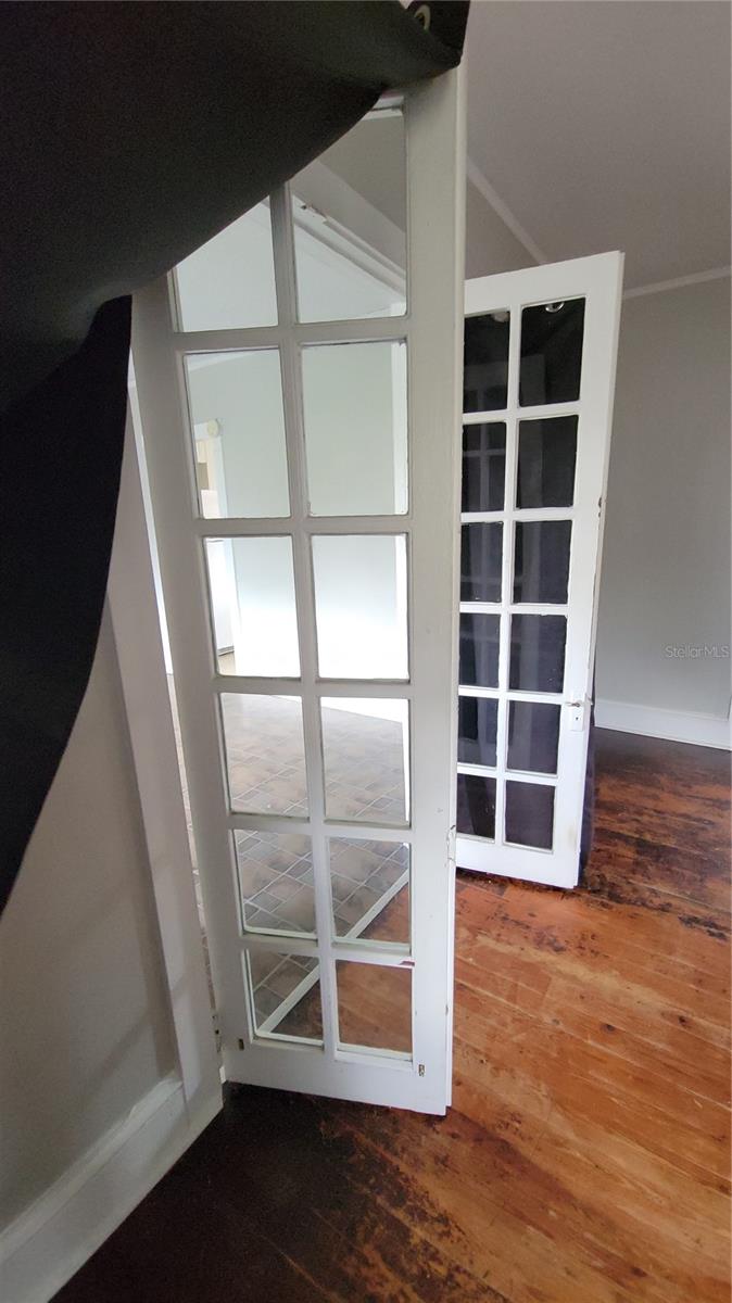 HARVEYS - Residential Lease