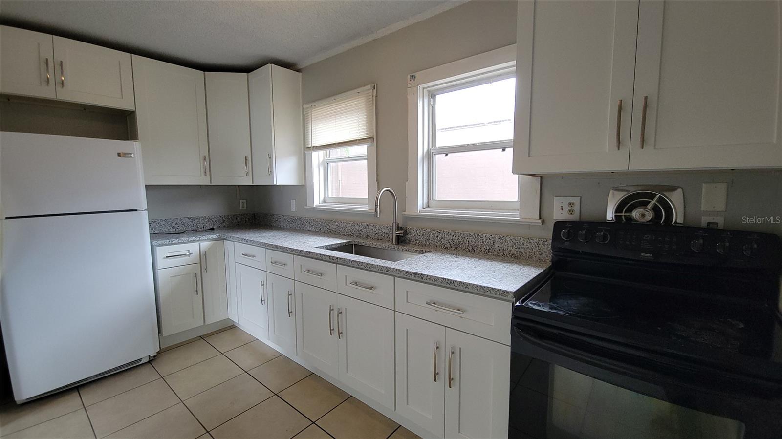 HARVEYS - Residential Lease