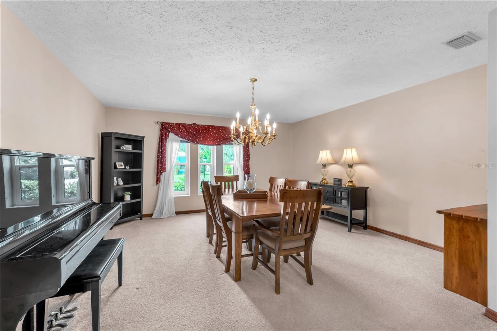 2421 OAK LANDING DRIVE