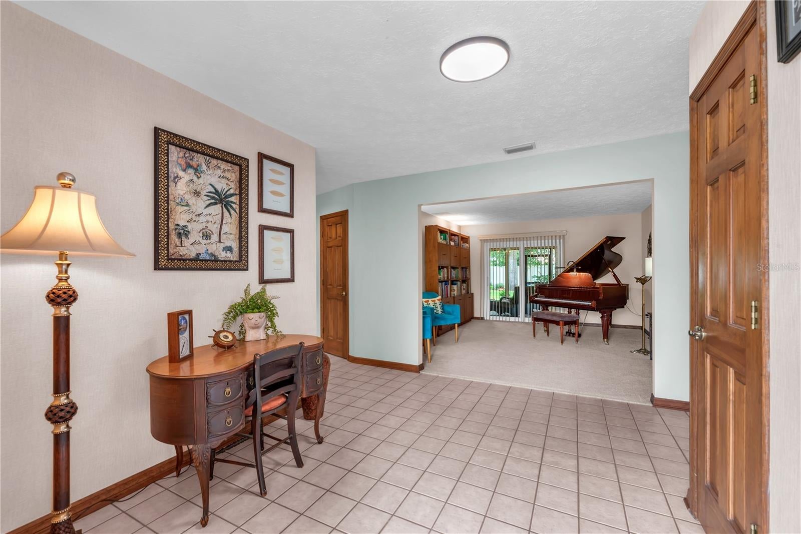 2421 OAK LANDING DRIVE