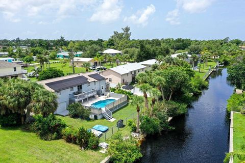Photo of 6 Cove Lane, Englewood, FL 34223 (MLS # N6140973)