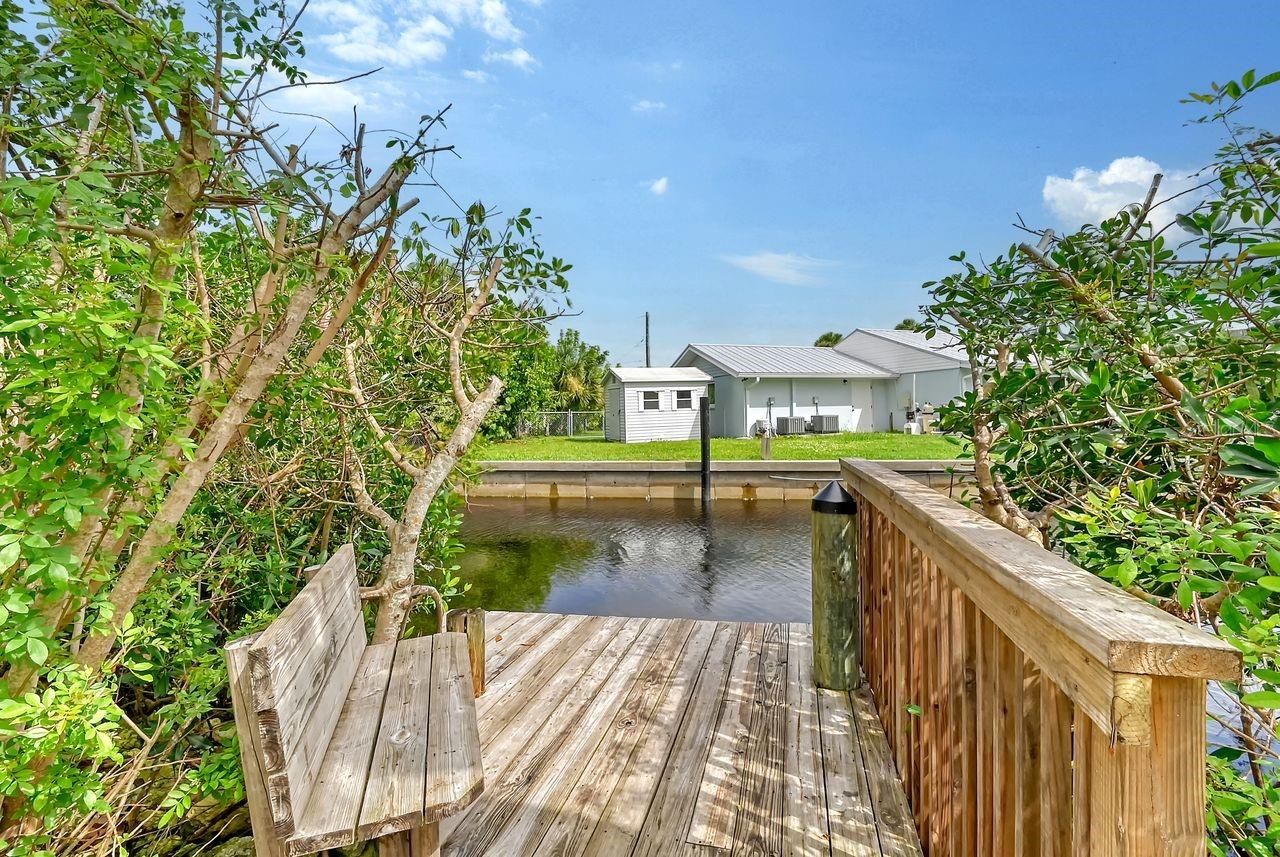 ROCKY CREEK COVE - Residential