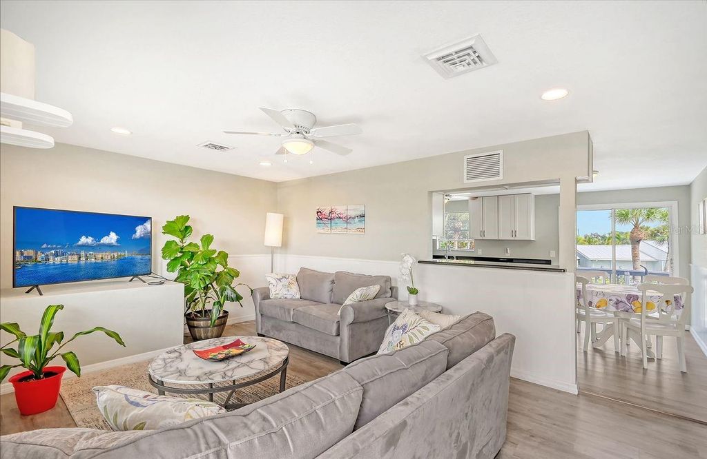 Photo of 6 Cove Lane, Englewood, FL 34223 (MLS # N6140973)