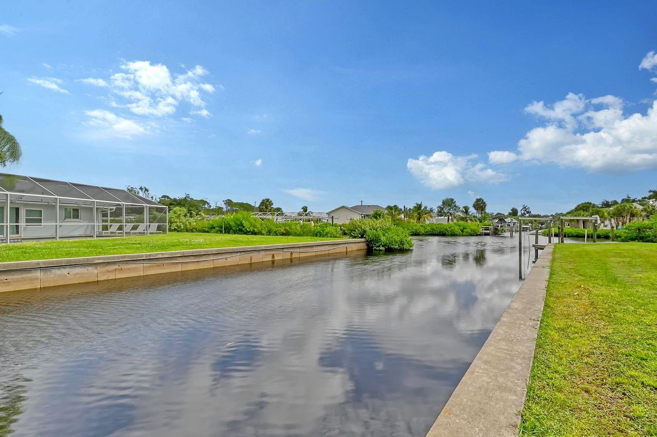 ROCKY CREEK COVE - Residential