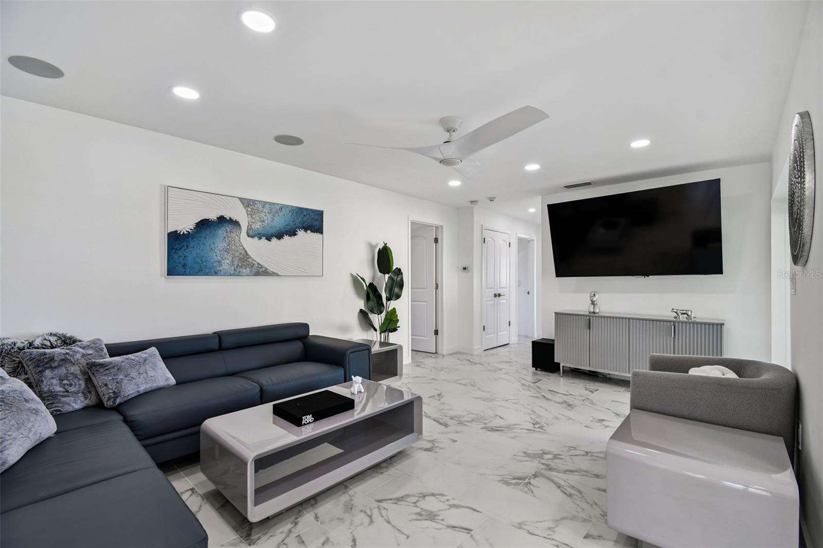 ISLAND ESTATES OF CLEARWATER UNIT 6-B - Residential