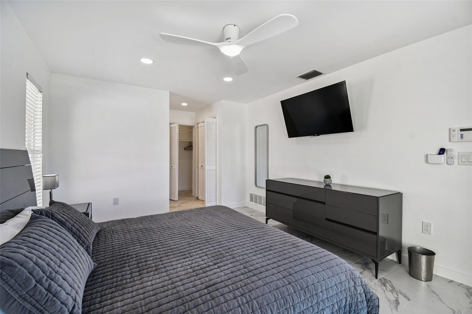 ISLAND ESTATES OF CLEARWATER UNIT 6-B - Residential