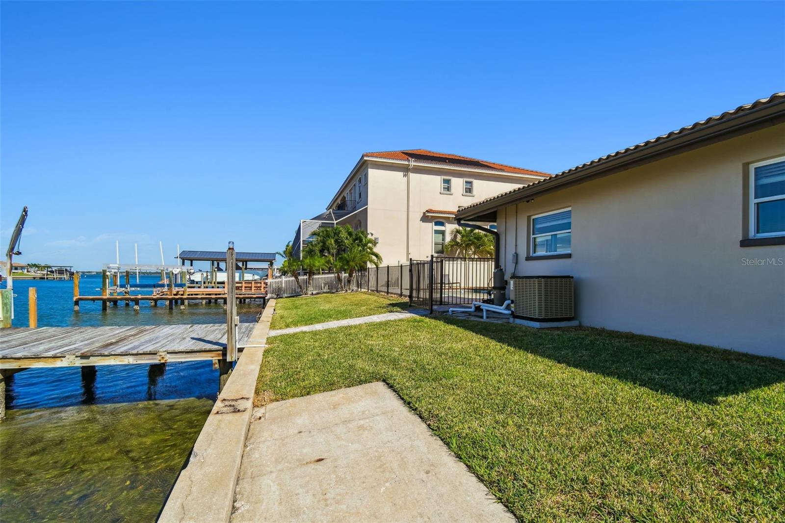 ISLAND ESTATES OF CLEARWATER UNIT 6-B - Residential