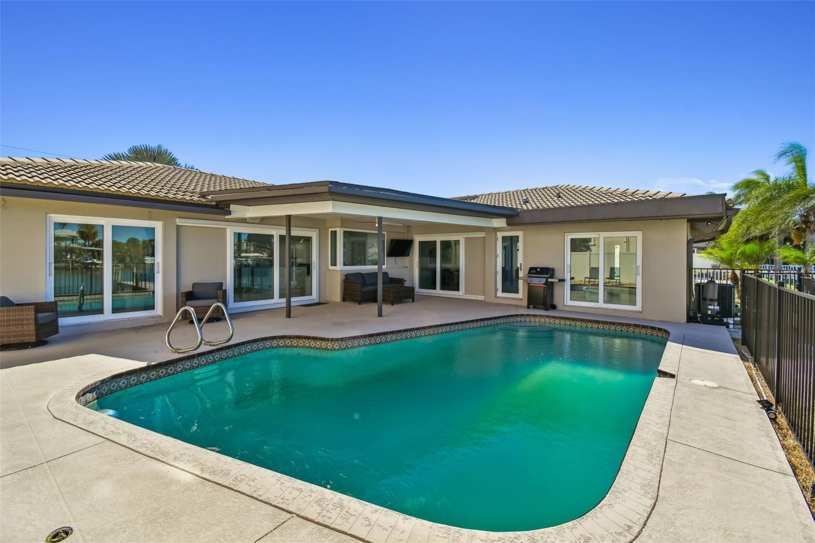 ISLAND ESTATES OF CLEARWATER UNIT 6-B - Residential