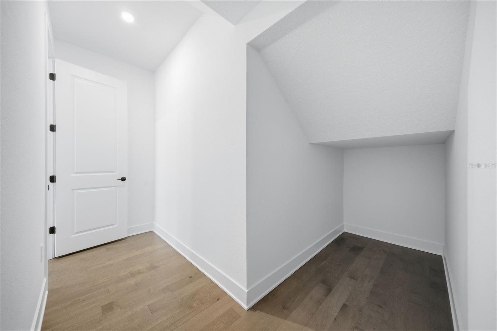 BEL MAR REV UNIT 6 - Residential