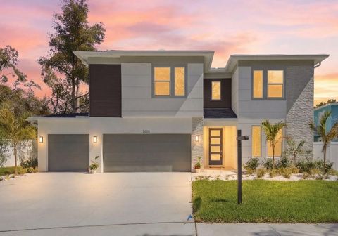 Photo of 3608 E Tampa Circle, Tampa, FL 33629 (MLS # TB8483702)