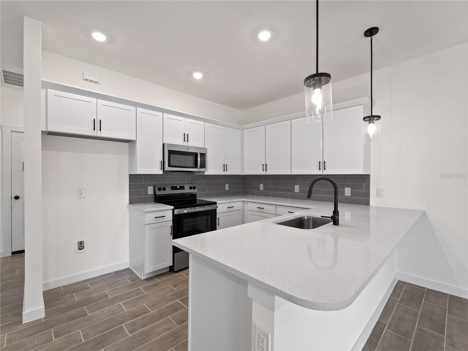 PORT CHARLOTTE SEC 87 - Residential Income