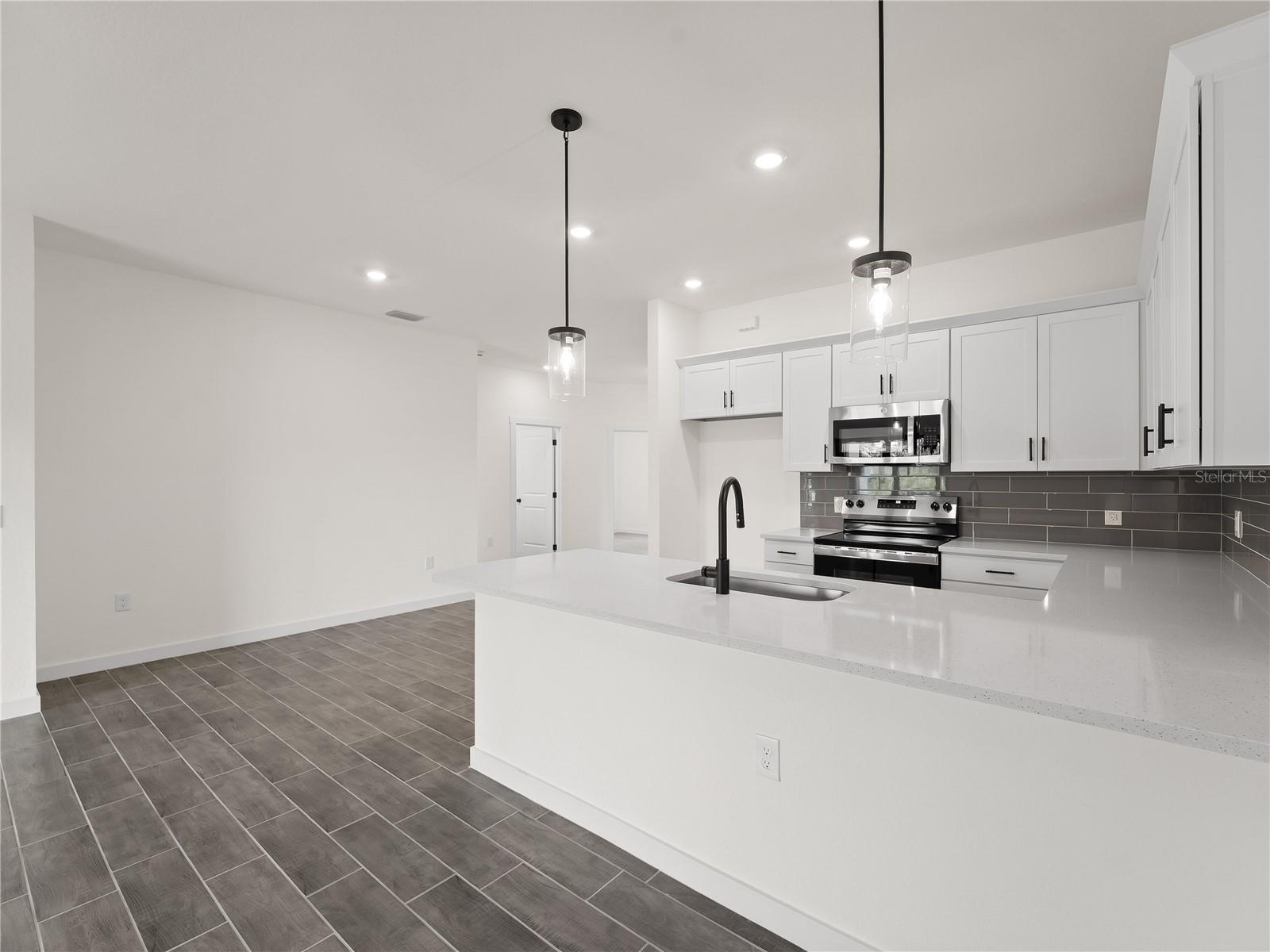 PORT CHARLOTTE SEC 87 - Residential Income