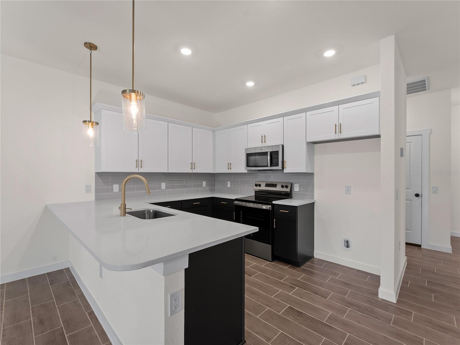 PORT CHARLOTTE SEC 87 - Residential Income