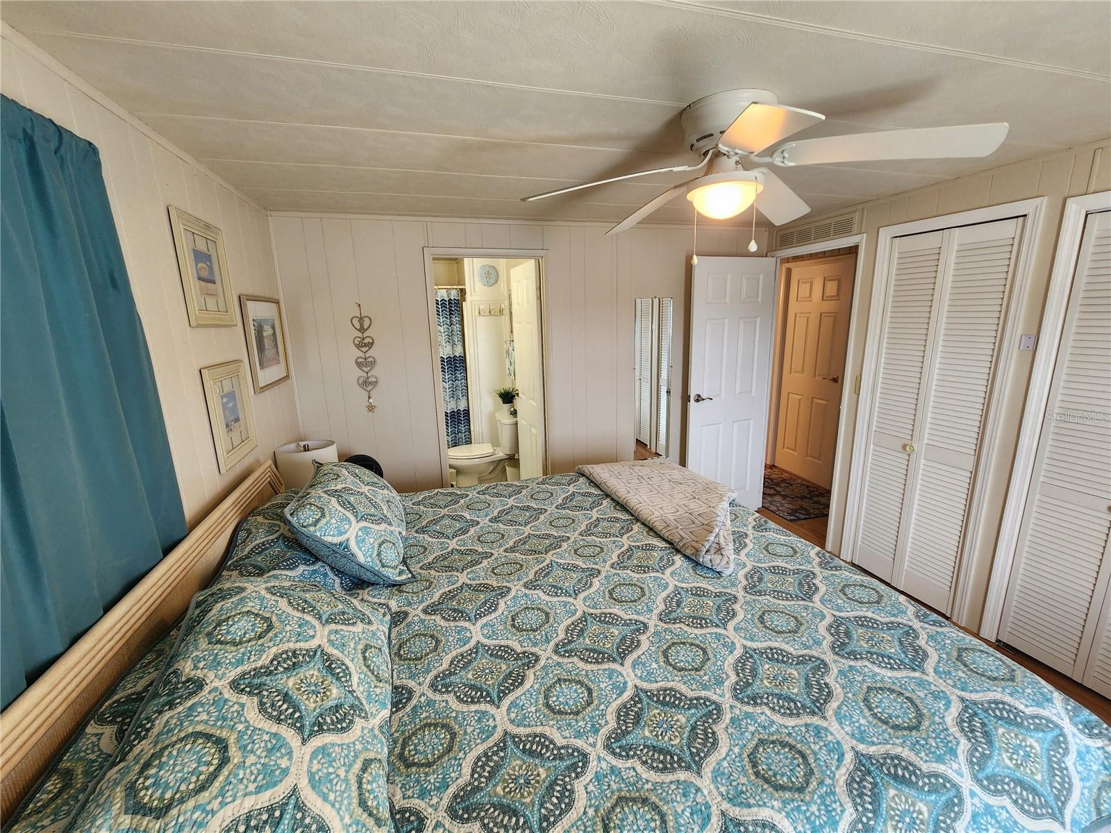 PALM LAKE ESTATES - Residential