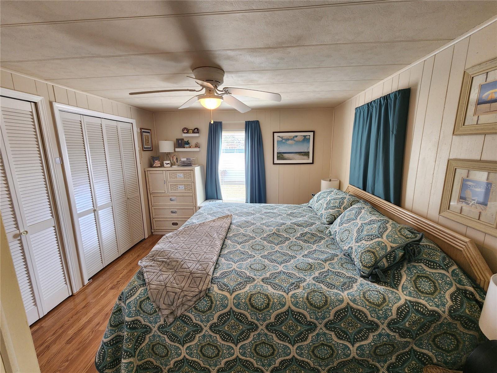 PALM LAKE ESTATES - Residential