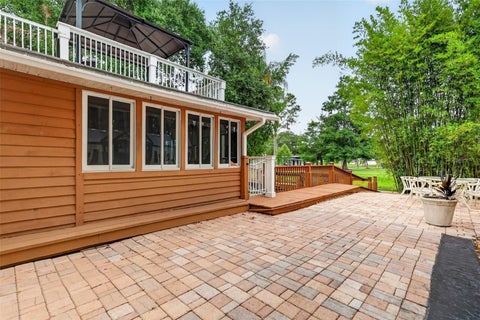 Tiny photo for 507 Lakeshore Drive, Eustis, FL 32726 (MLS # G5114140)