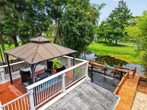 Tiny photo for 507 Lakeshore Drive, Eustis, FL 32726 (MLS # G5114140)