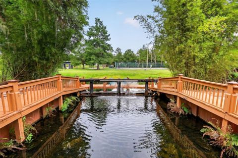Tiny photo for 507 Lakeshore Drive, Eustis, FL 32726 (MLS # G5114140)