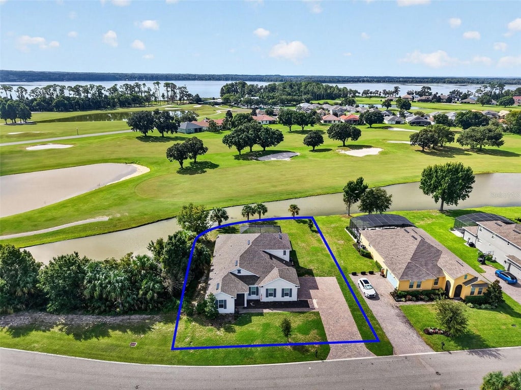 Photo of 30308 Island Club Drive, Tavares, FL 32778 (MLS # G5118065)